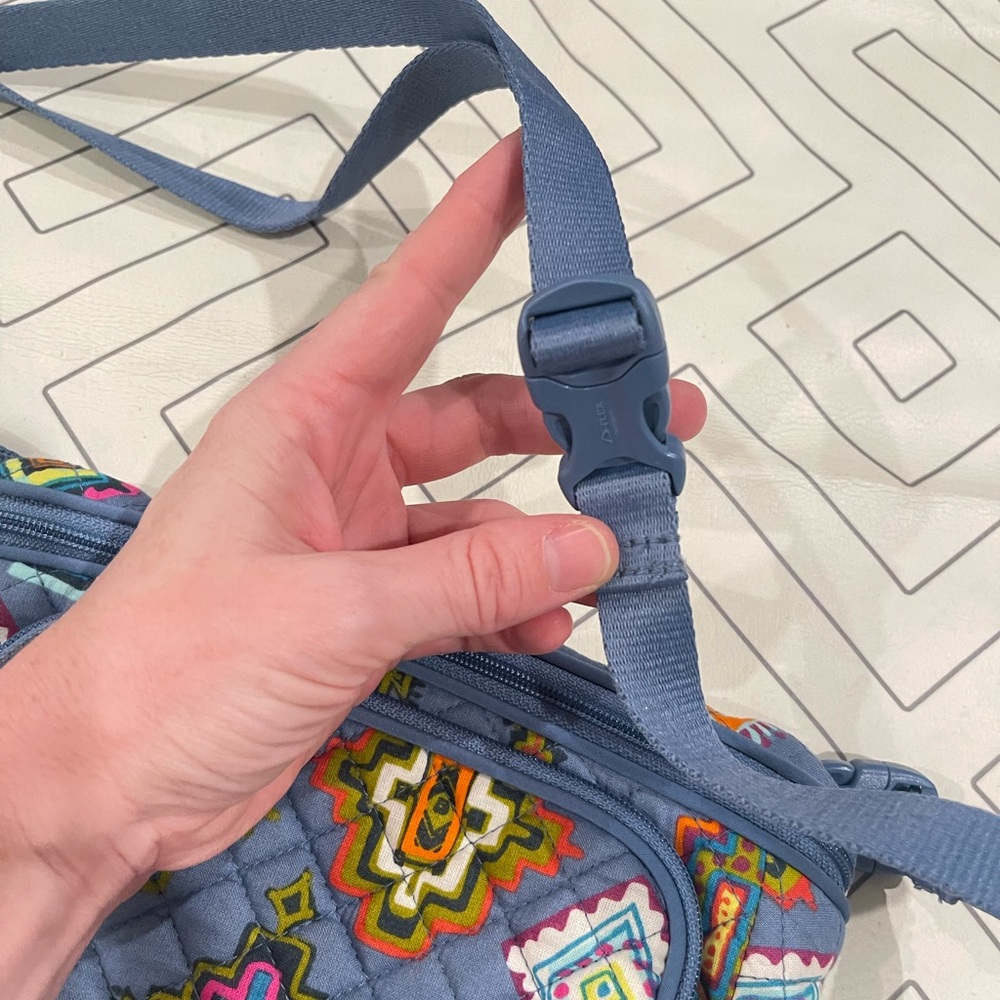 Vera Bradley Hip Bag - Picture 5 of 9
